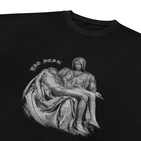 Pieta Tee in Obsidian